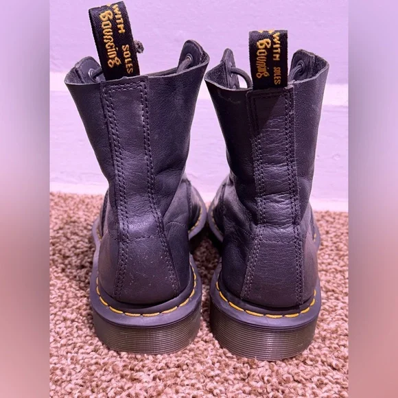 Dr. Martens 1460 Pascal Black Virginia Leather Soft Boots Women’s Size 6 - Picture 3 of 7